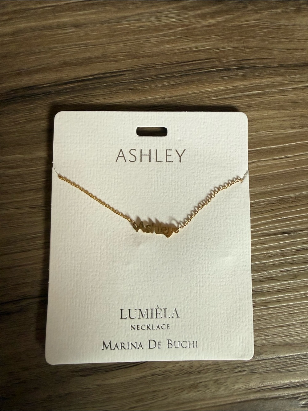 Lumiela Gold Nameplate Necklace “Ashley”